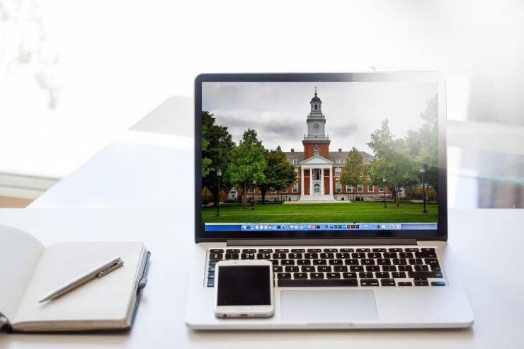 How can I tour a college online? | Image